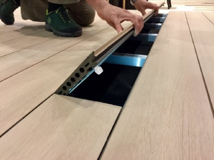 Deck compozit, Exterpark Tech Cube, Crema, Sistem Instalare Magnet, 22x145x2200mm 4