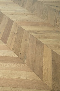 Parchet stratificat stejar CD, chevron 45, 500x90x10/3mm, HERSTM-OAK270 2