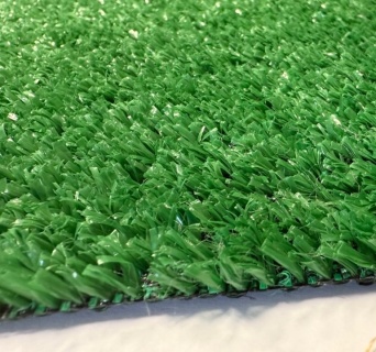 Gazon artificial MAC 300 GR – lățime 4 m 2