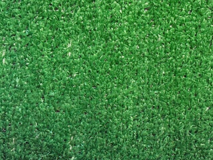 Gazon artificial MAC 300 GR – lățime 2 m 1