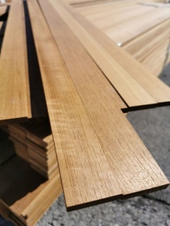 Lamelă deck nautic din tec cu debitare radială, 8&times;41&times;1800 mm 1