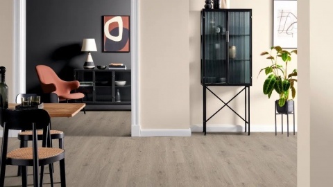 Parchet laminat EGGER NatureSense, Stejar Treviso gri, 8 mm, clasa 32/AC4, EL2184 2