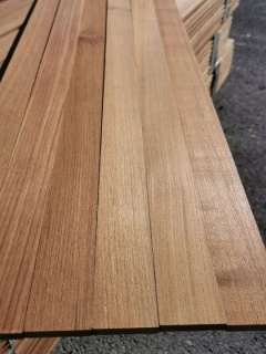 Lamelă deck nautic din tec cu debitare radială, 10&times;50&times;1800 mm 1