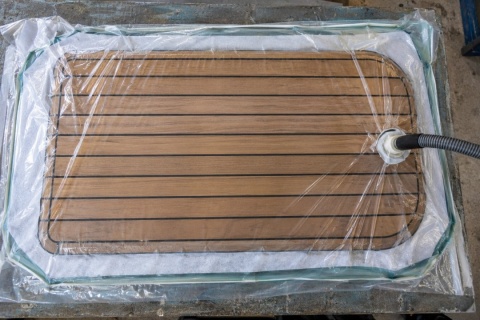 Lamelă deck nautic din tec cu debitare radială, 10&times;50&times;1800 mm 2