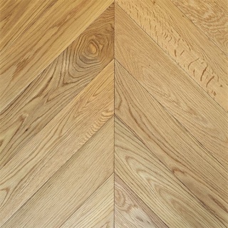 Parchet stratificat stejar AB, Heritage Style Project, chevron 45&deg;, periat și lacuit, 510x95x10/2,5 mm, HERSTP-OAK120 1